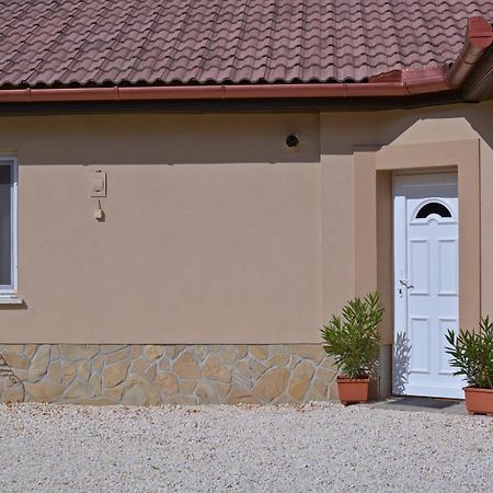 R.Gold Apartman Мако Экстерьер фото