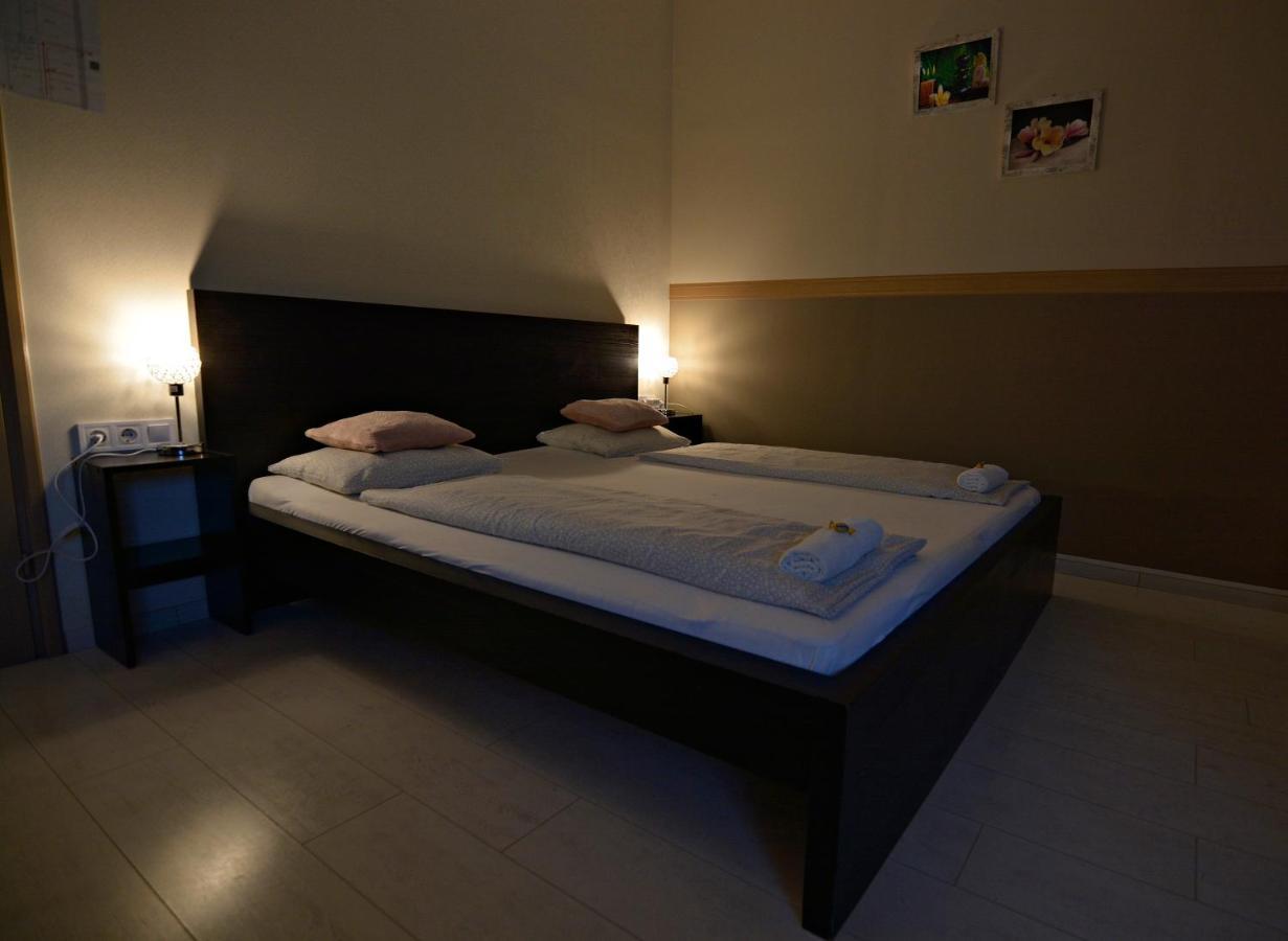 R.Gold Apartman Мако Экстерьер фото