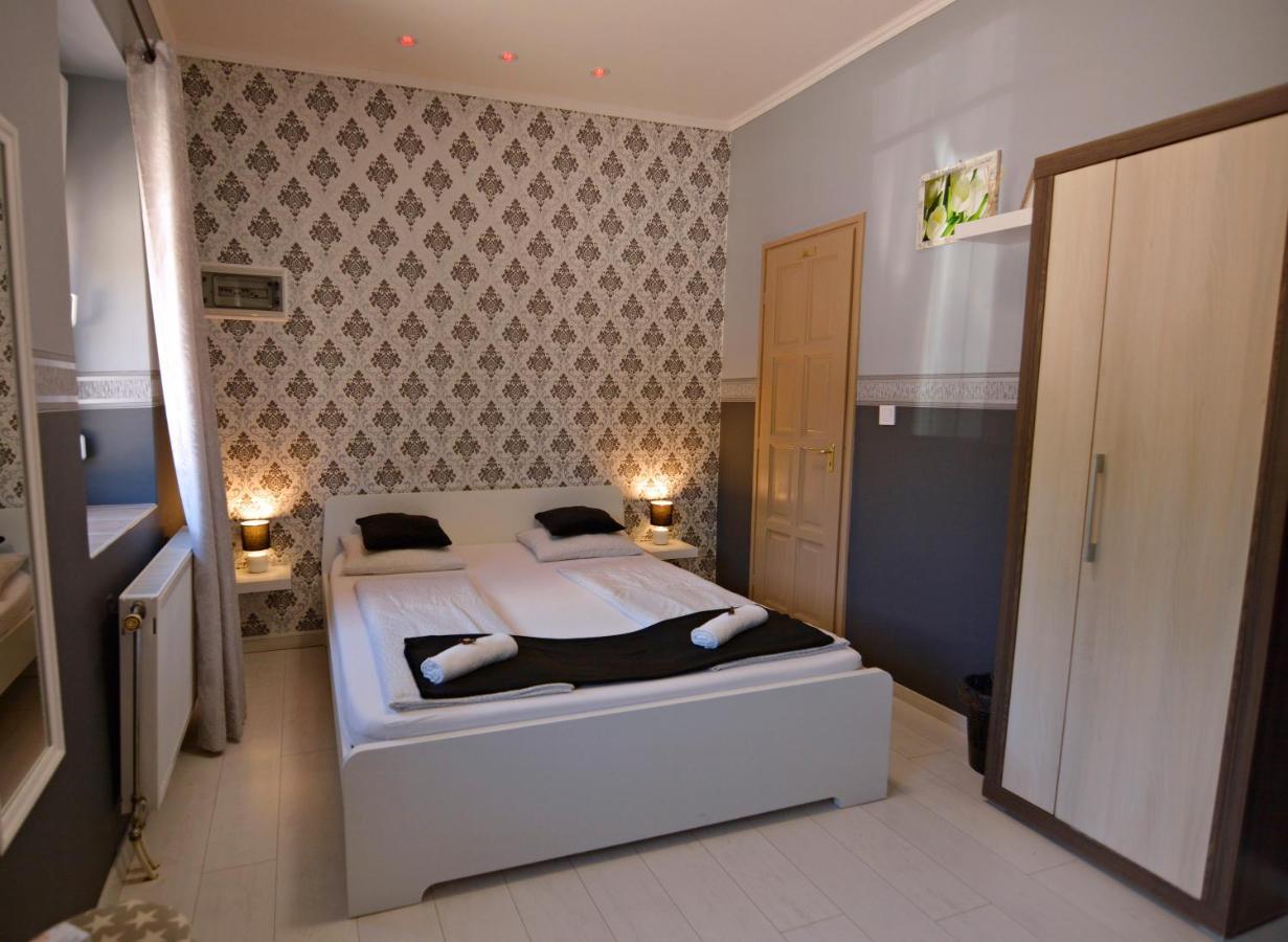 R.Gold Apartman Мако Экстерьер фото
